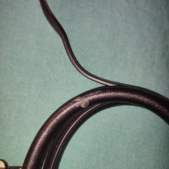 Reed Purse Crossbody bag Cream and Black comfortable casual classic - Picture 3 of 16